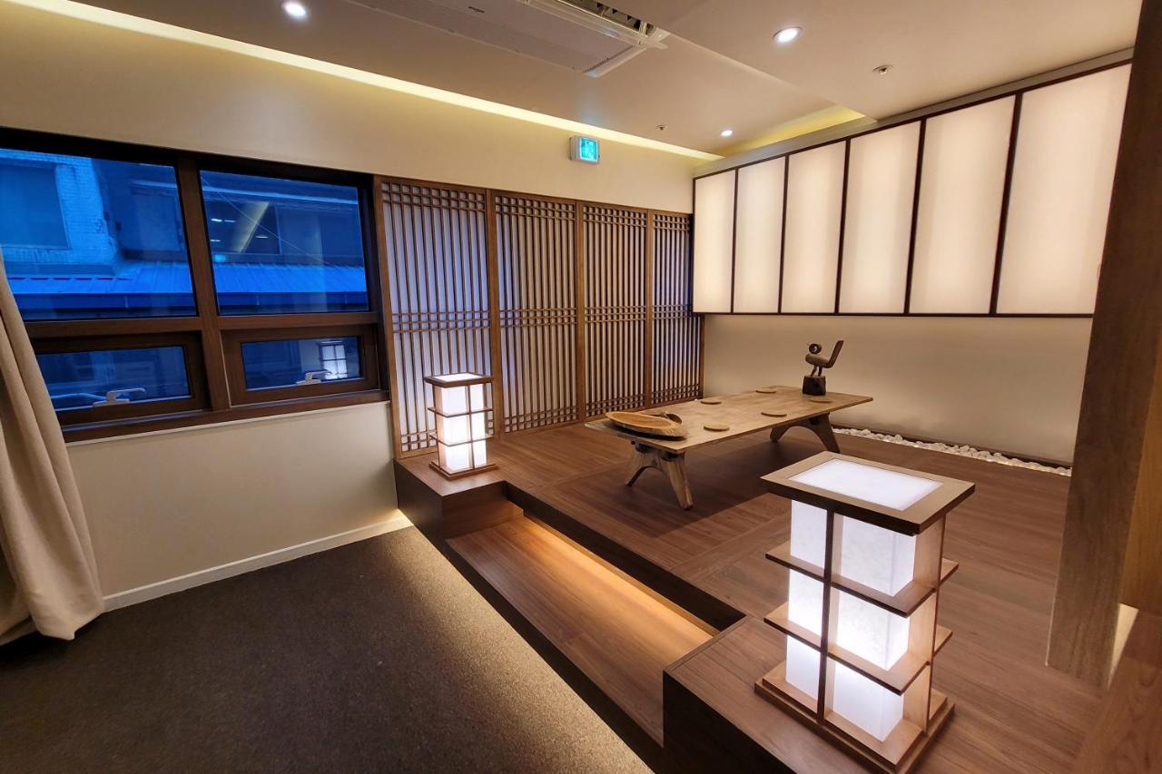 Uh Suite The Jongno Seoul Exterior foto